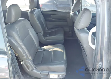 2013 Honda Odyssey Touring/Touring Elite z USA, uszkodzony, nr VIN 5FNRL5H9XDB028698